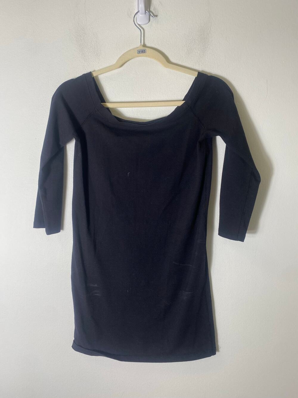 Jewel Toffler Black Wide Neck 3/4 Length Sleeves Fitted Tee Sz S